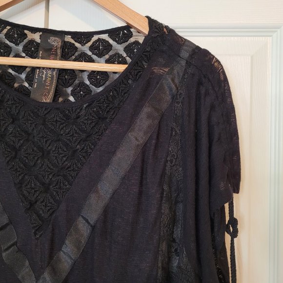 🍂 Free People South of the Equator Tassel Top - Picture 3 of 12